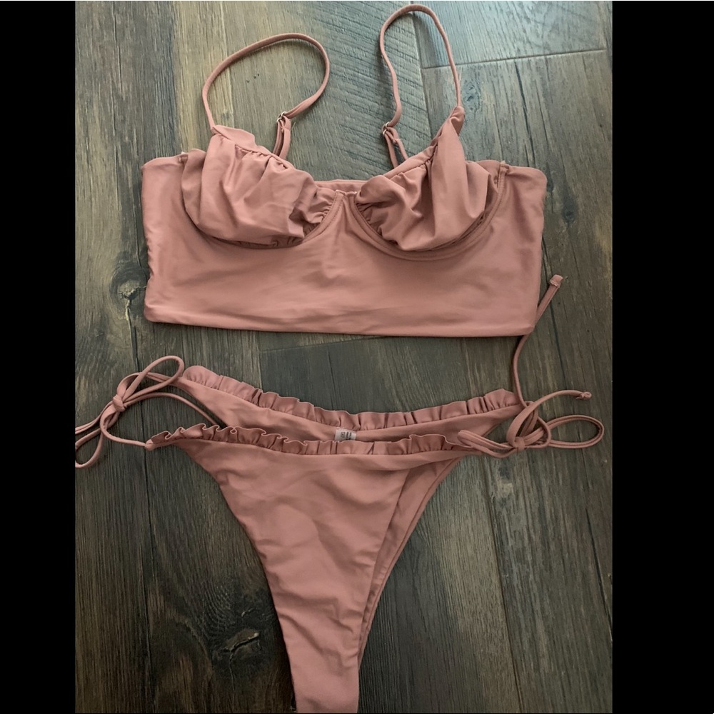 Super cute ruffle bikini